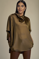 Load image into Gallery viewer, Satin Oversized Top
