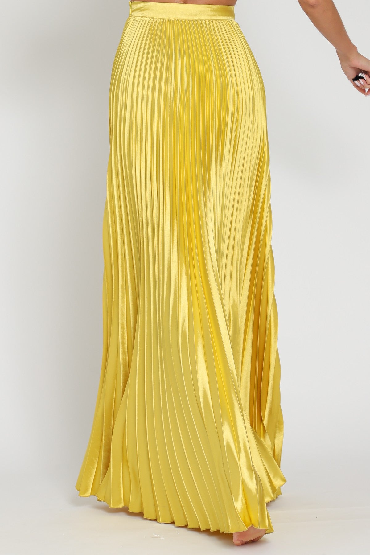 Bcbg gold pleated skirt hotsell