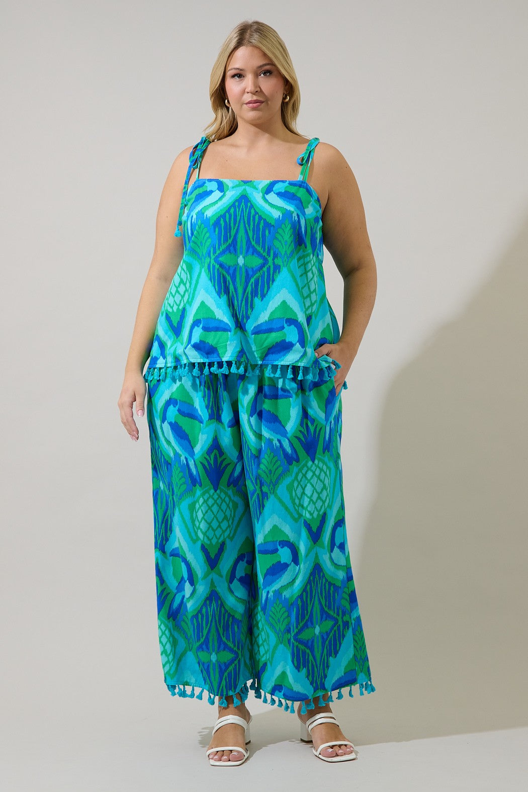 #6 Printed Pants