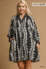 Load image into Gallery viewer, Printed Tunic Dress

