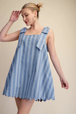 Load image into Gallery viewer, Stripes Bow Detail Tunic Dress
