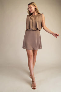 SLEEVELESS ROUND NECK MINI DRESS