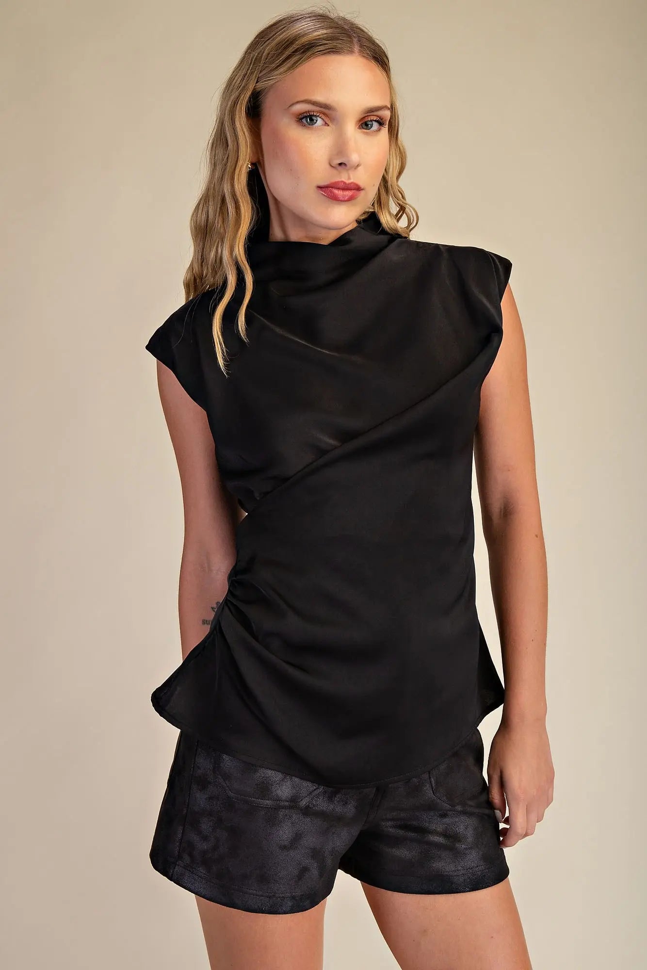 CAP SLEEVE MOCK NECK TOP