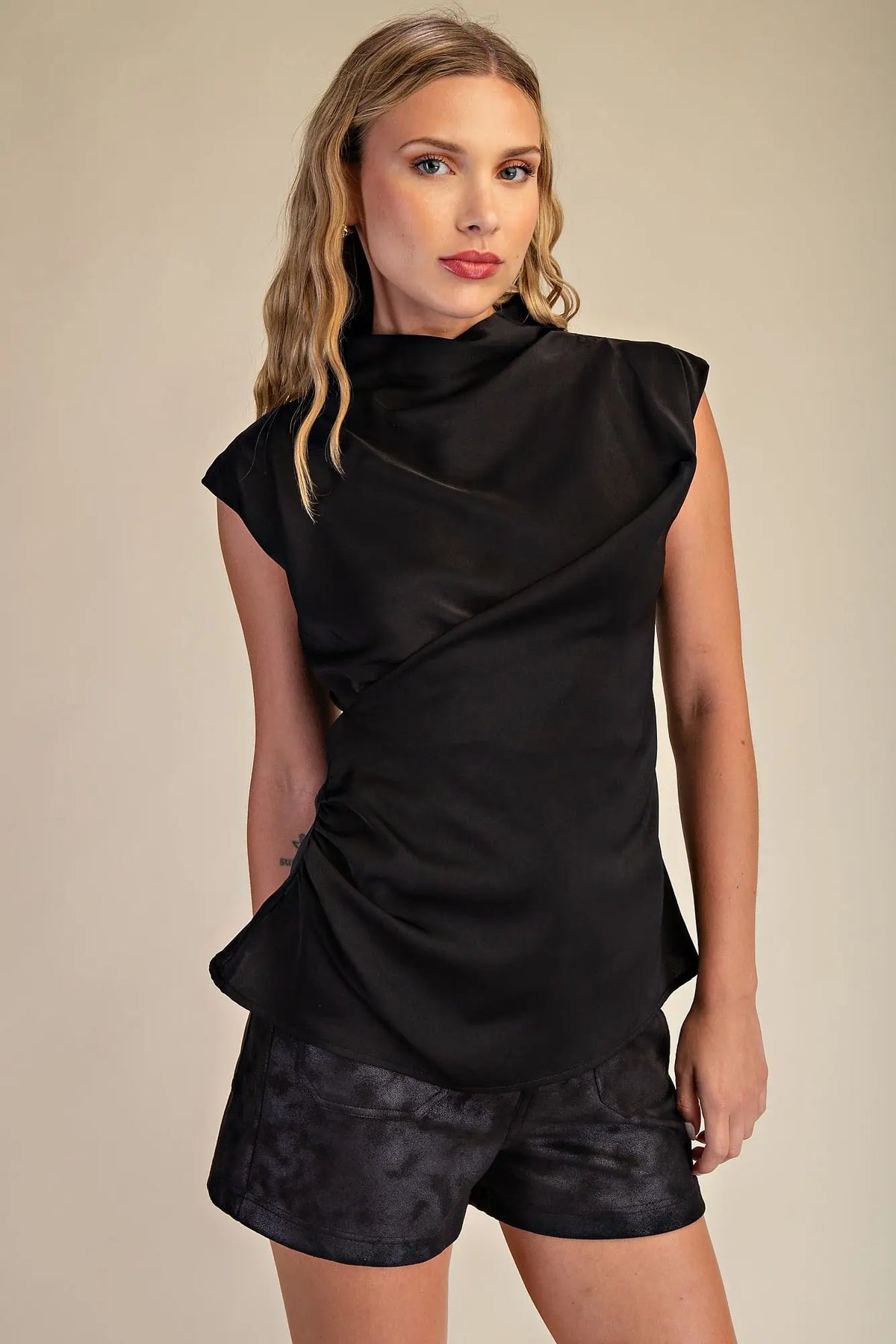CAP SLEEVE MOCK NECK TOP