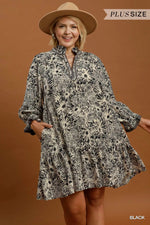 Load image into Gallery viewer, FLORAL PRINTED TIERED DRESS
