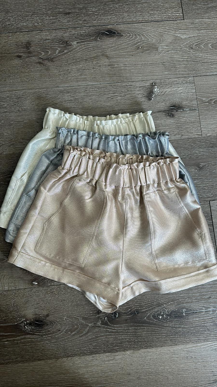 HIGH WAIST METALLIC SHORT