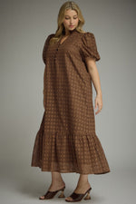 Load image into Gallery viewer, Eyelet Midi Dress
