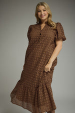 Load image into Gallery viewer, Eyelet Midi Dress
