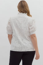 Load image into Gallery viewer, Floral Embroidered Top
