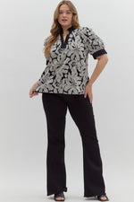 Load image into Gallery viewer, Floral Top

