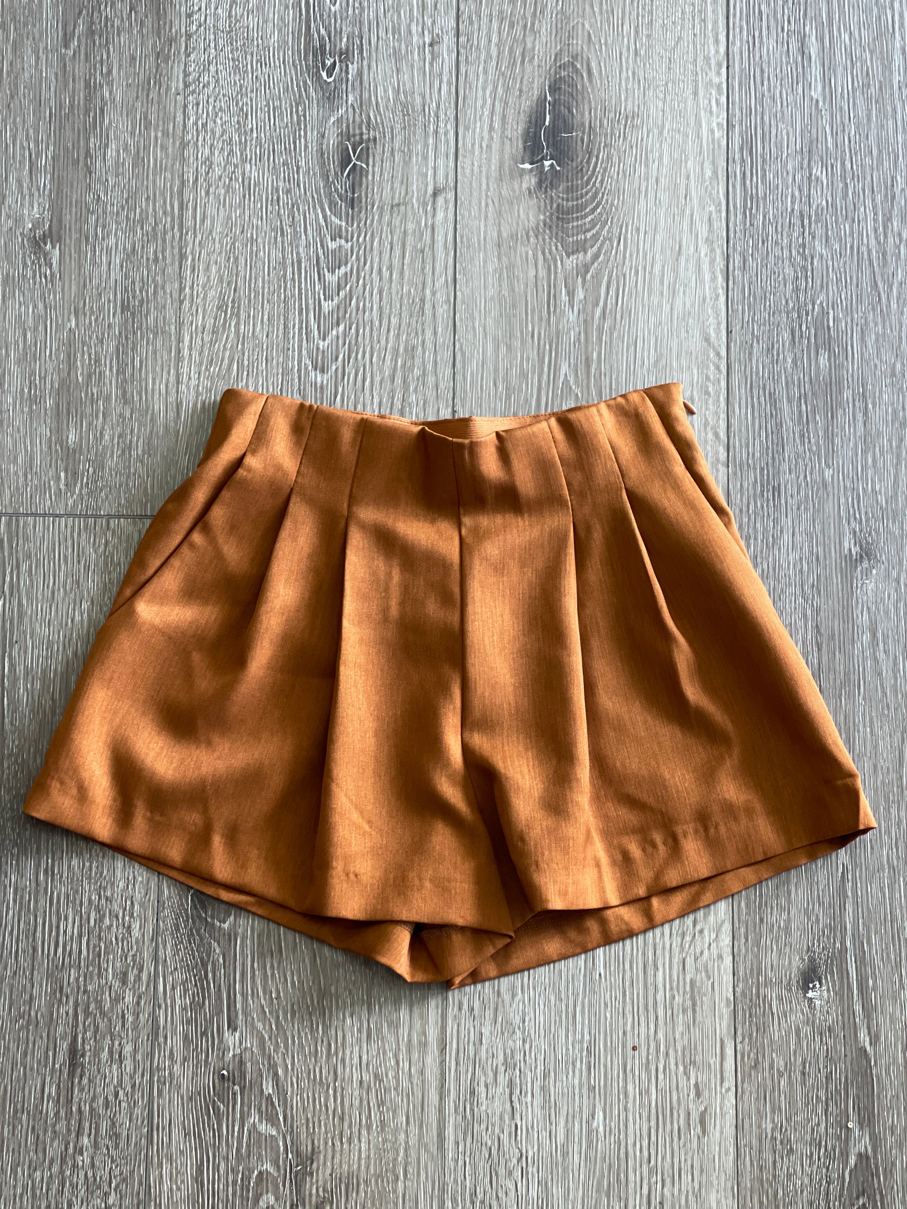 **SALE** HIGH WAIST SHORT